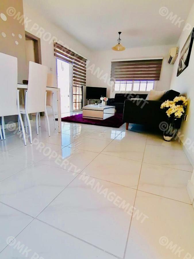 Lysia Sea-View Apartment Larnaca Ngoại thất bức ảnh