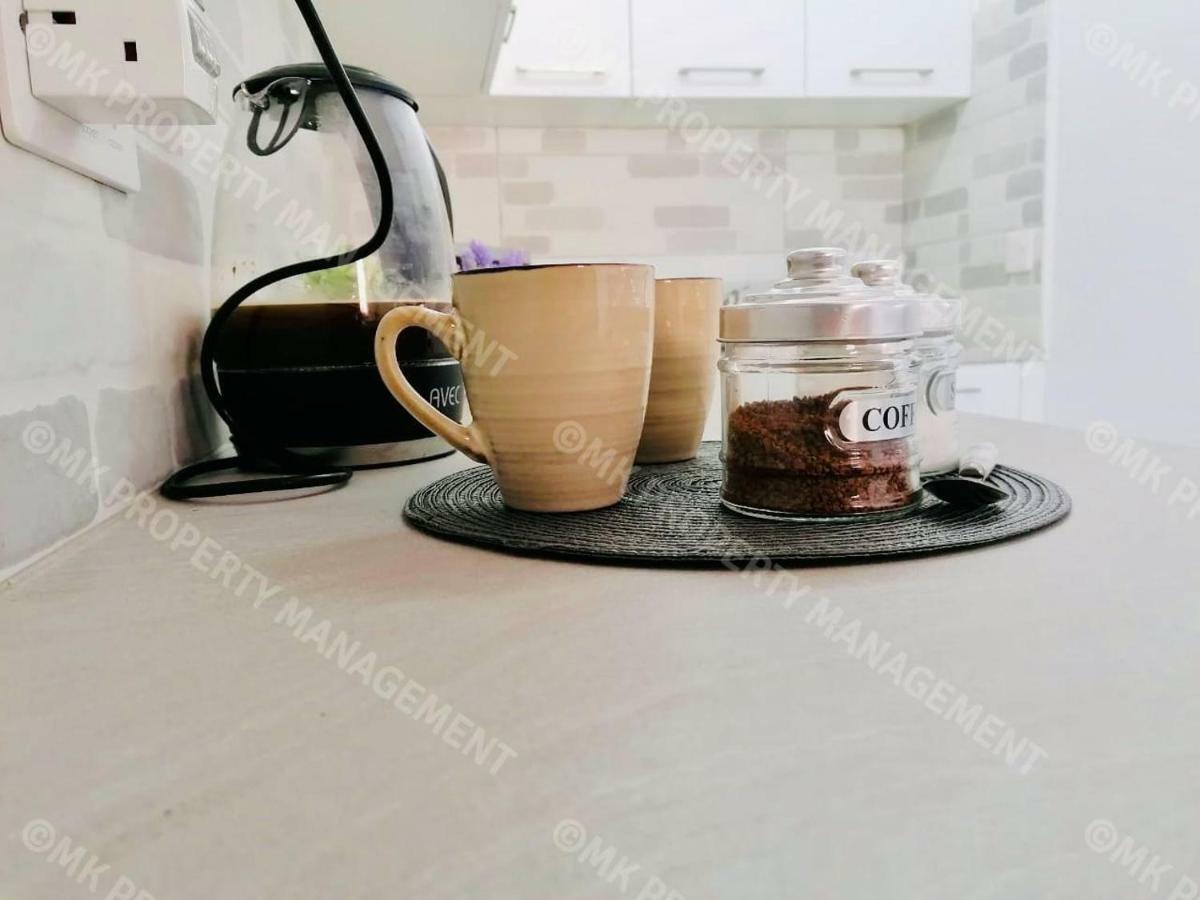 Lysia Sea-View Apartment Larnaca Ngoại thất bức ảnh